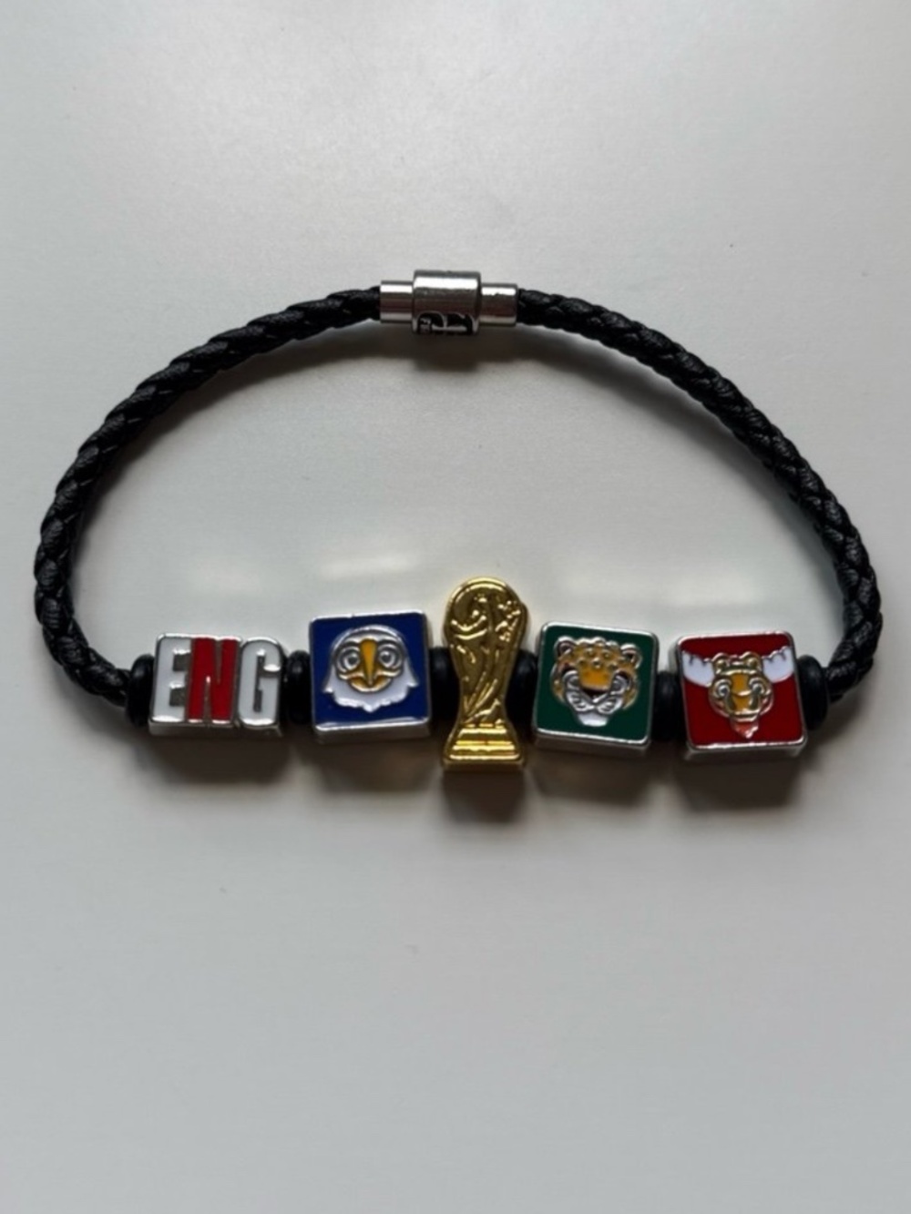 Official Bank of America FIFA World Cup 2026 Fan Band Bracelet – Small - England